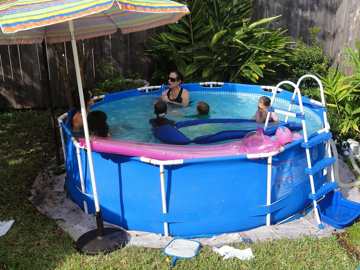 13 Creative Above-Ground Pool Patio Ideas (2025) | ASPIRE